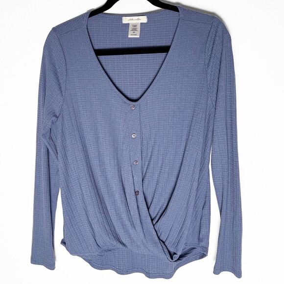 White Willow Womens Long Sleeve Textured Button Front Top Faux Wrap Caspian Blue - Picture 2 of 7